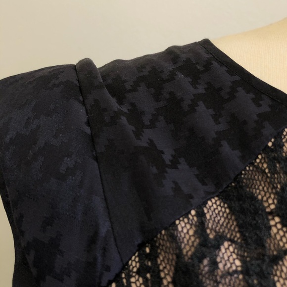 Dress - Picture 2 of 6